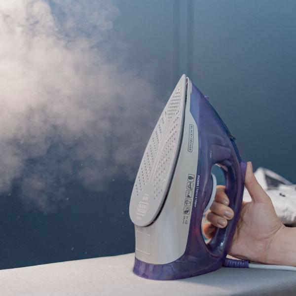 FERRO DE PASSAR A VAPOR BLACK DECKER GLISS FX2550 - Imagem 2